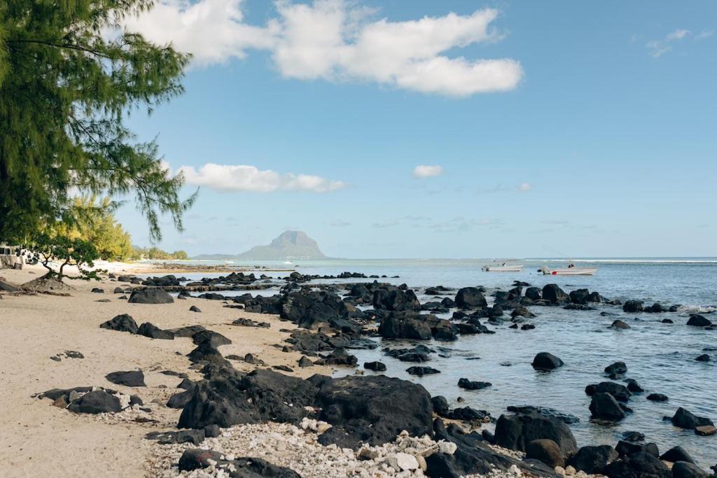 Beach And Mountain - Tamarin Zewnętrze zdjęcie